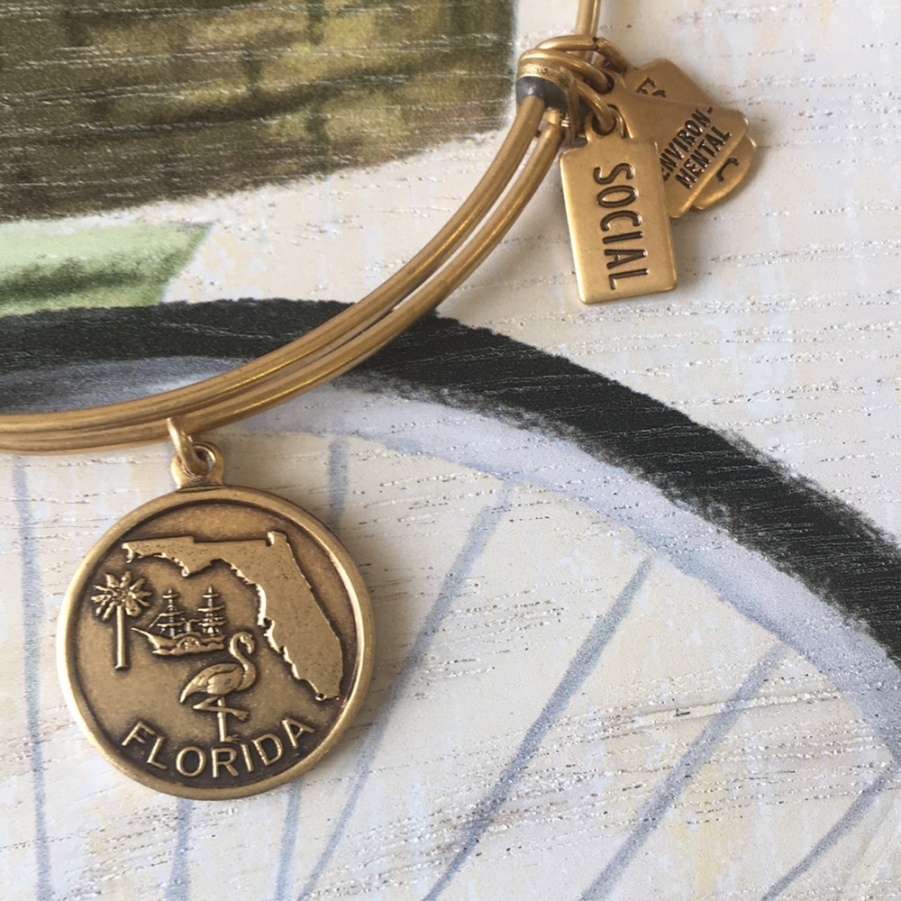Florida Bangle - Picture 2 of 4
